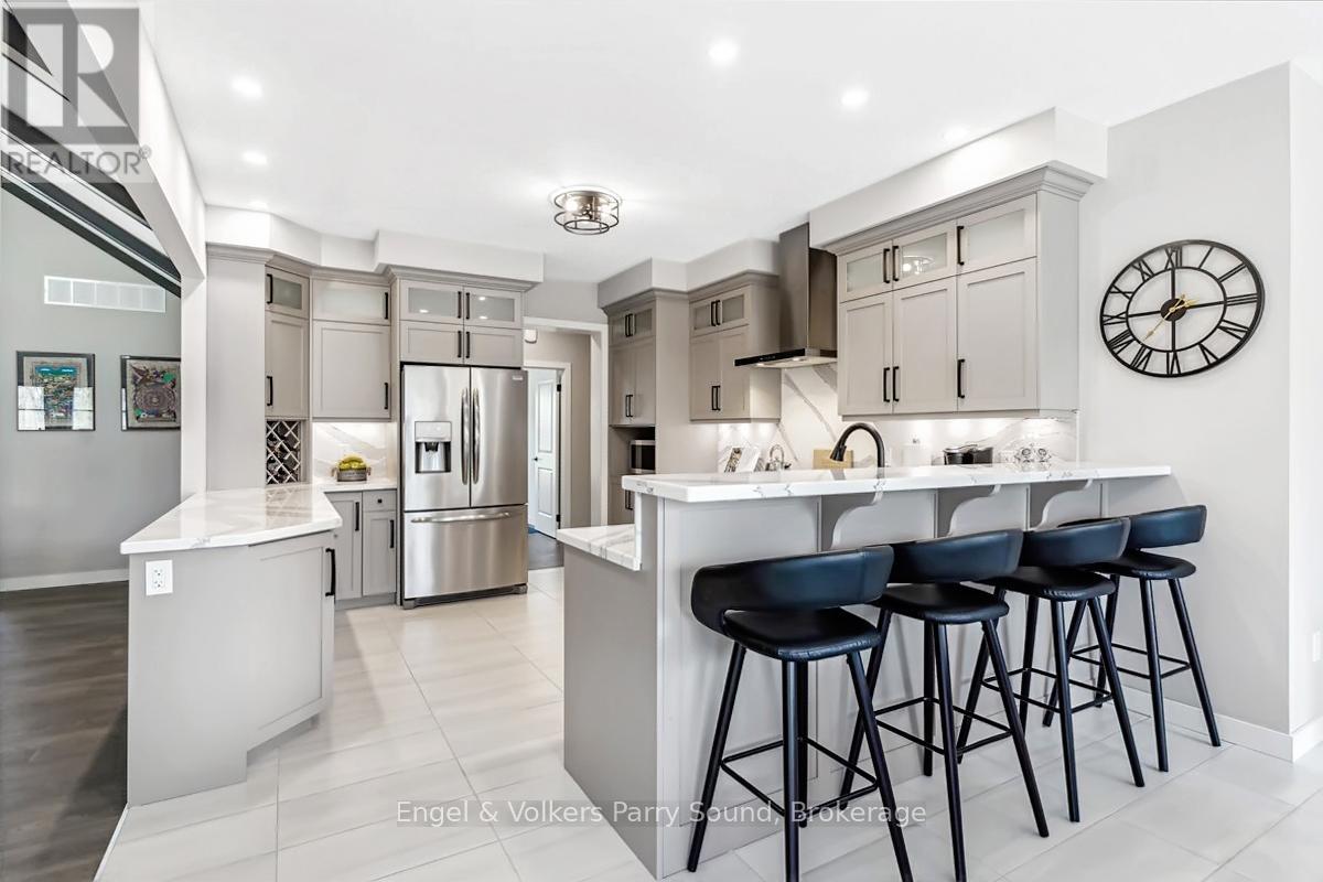 15 Carling Cove Drive, Carling, Ontario  P0G 1G0 - Photo 8 - X12449004