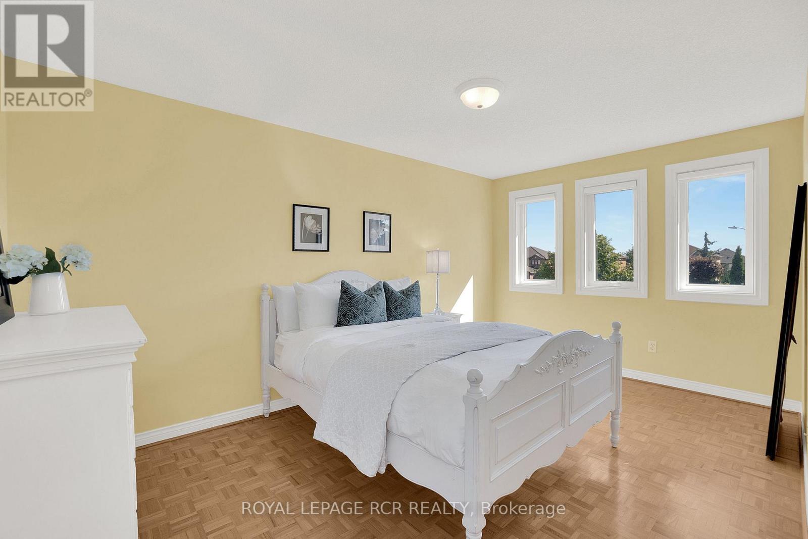 70 Zucchet Court, Vaughan (East Woodbridge), Ontario  L4L 8T7 - Photo 23 - N12448731