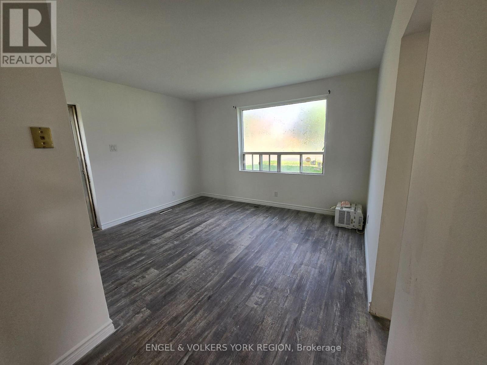 1 - 41 Essa Road S, New Tecumseth, Ontario  L9R 1N6 - Photo 6 - N12448826