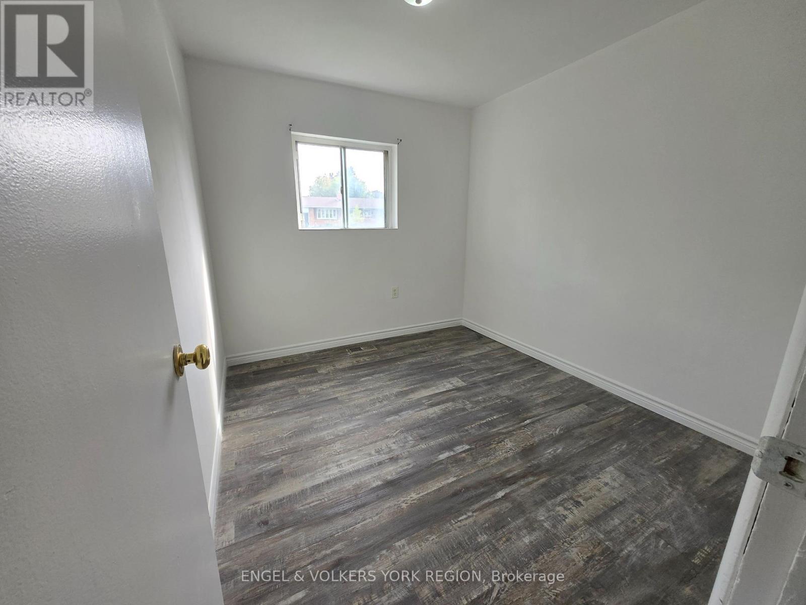 1 - 41 Essa Road S, New Tecumseth, Ontario  L9R 1N6 - Photo 8 - N12448826