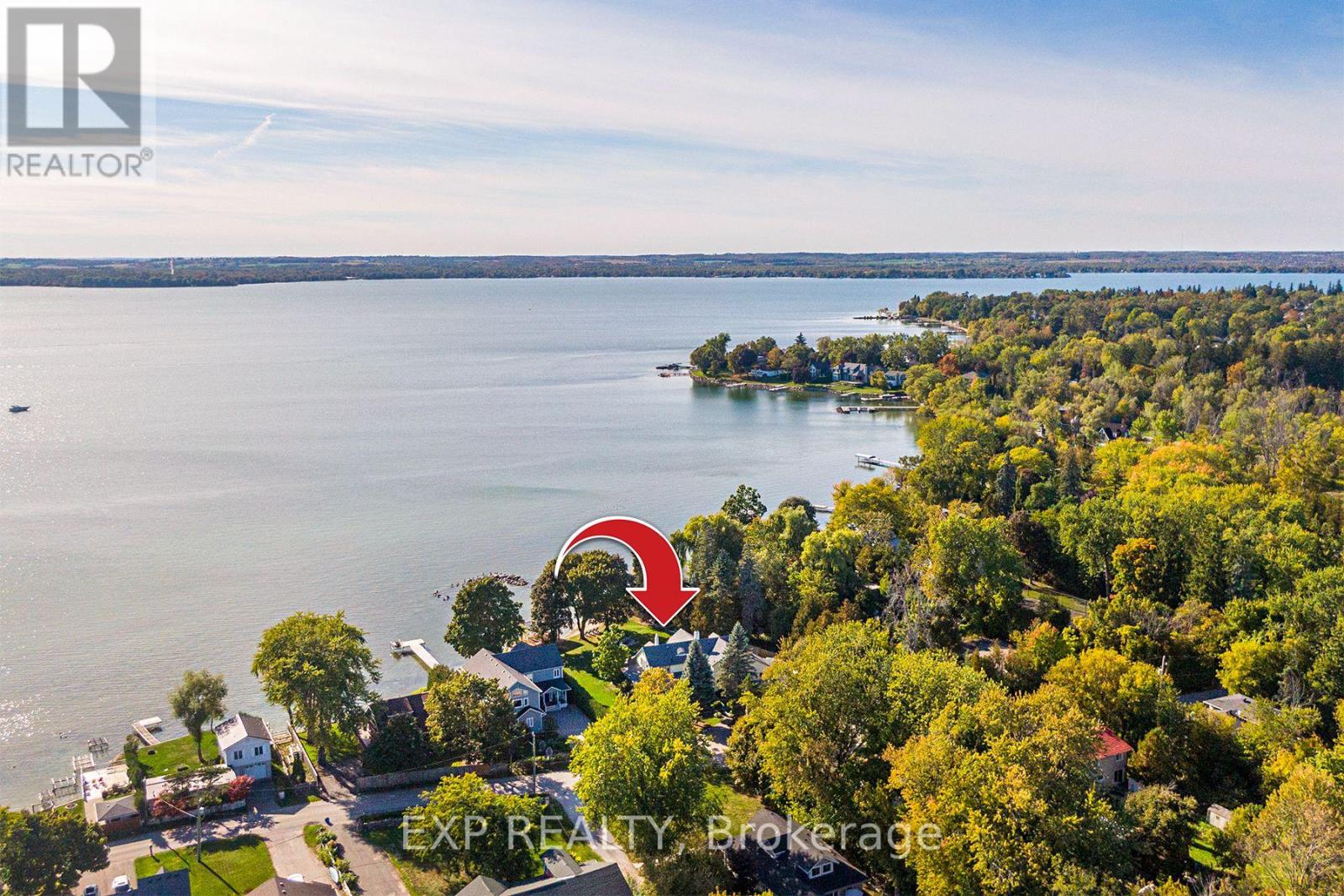 376 Lake Drive N, Georgina (Historic Lakeshore Communities), Ontario  L4P 3C8 - Photo 1 - N12448847