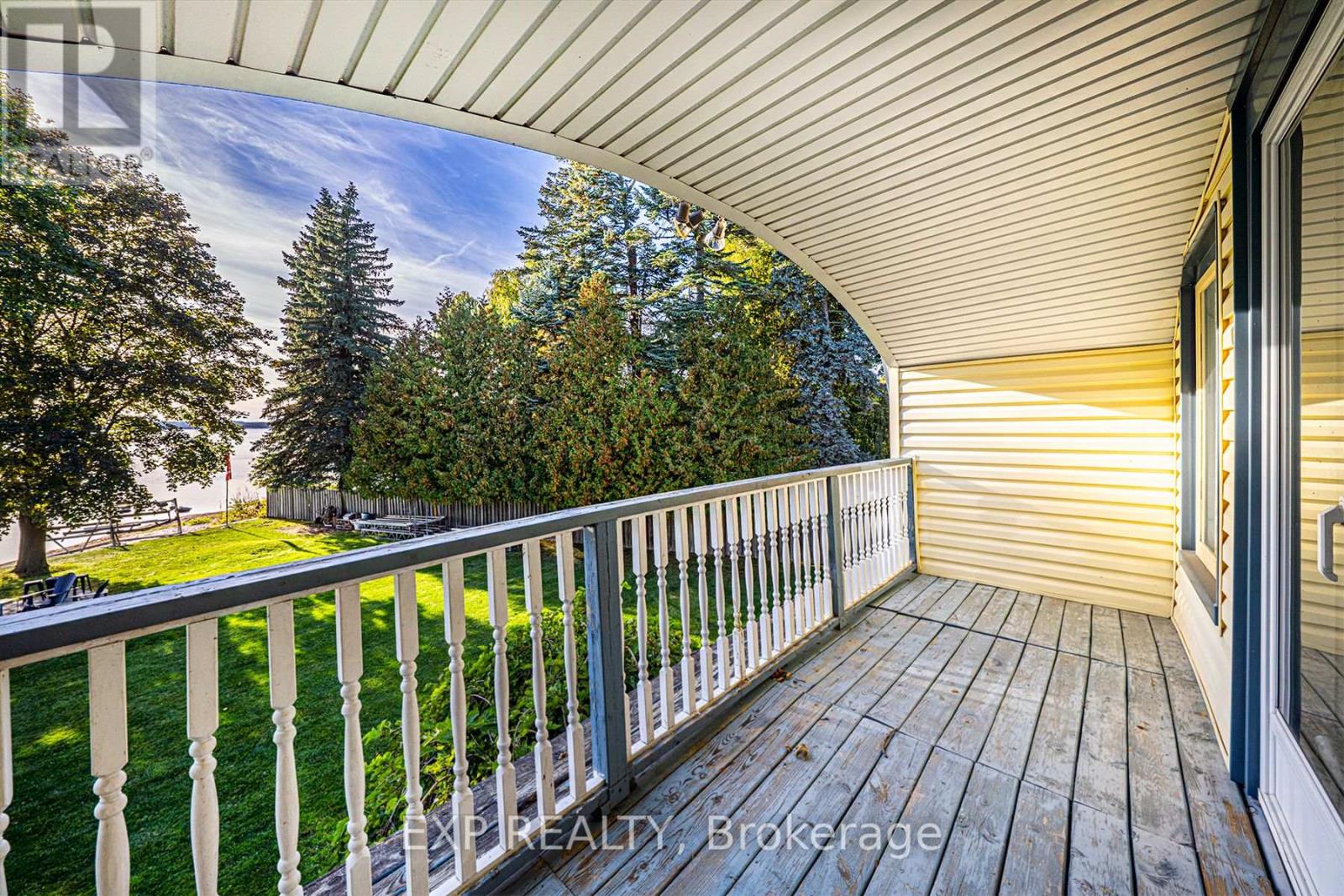 376 Lake Drive N, Georgina (Historic Lakeshore Communities), Ontario  L4P 3C8 - Photo 36 - N12448847