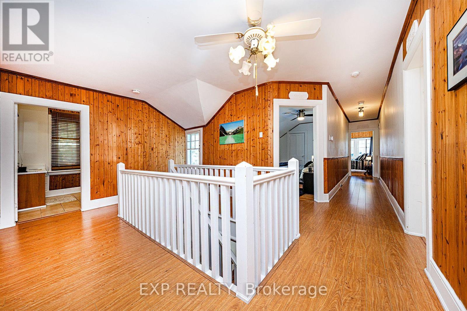 376 Lake Drive N, Georgina (Historic Lakeshore Communities), Ontario  L4P 3C8 - Photo 41 - N12448847