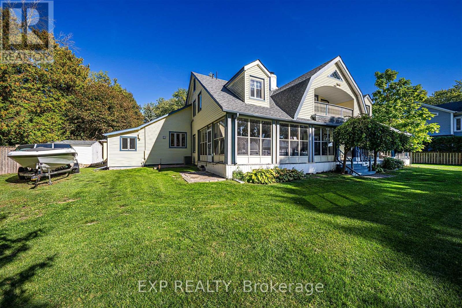 376 Lake Drive N, Georgina (Historic Lakeshore Communities), Ontario  L4P 3C8 - Photo 43 - N12448847