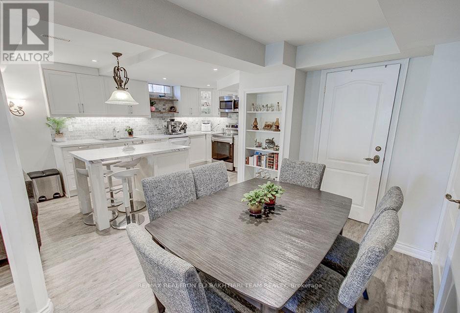 353 Meegan Court, Newmarket (Summerhill Estates), Ontario  L3X 2B7 - Photo 47 - N12448854