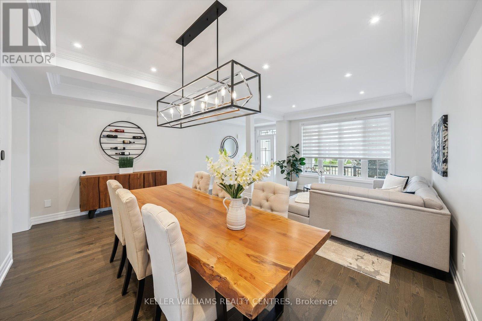 57 Charlotte Abby Drive, East Gwillimbury (Holland Landing), Ontario  L9N 1G5 - Photo 12 - N12448879