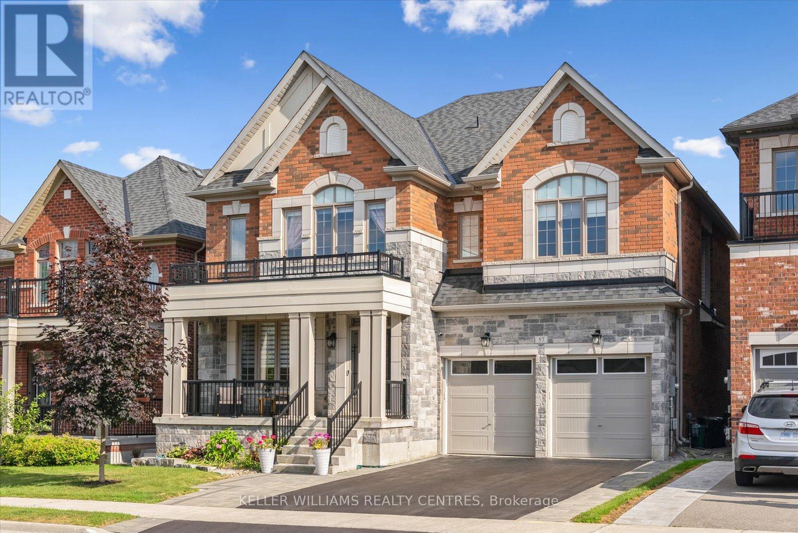 57 Charlotte Abby Drive, East Gwillimbury (Holland Landing), Ontario  L9N 1G5 - Photo 2 - N12448879