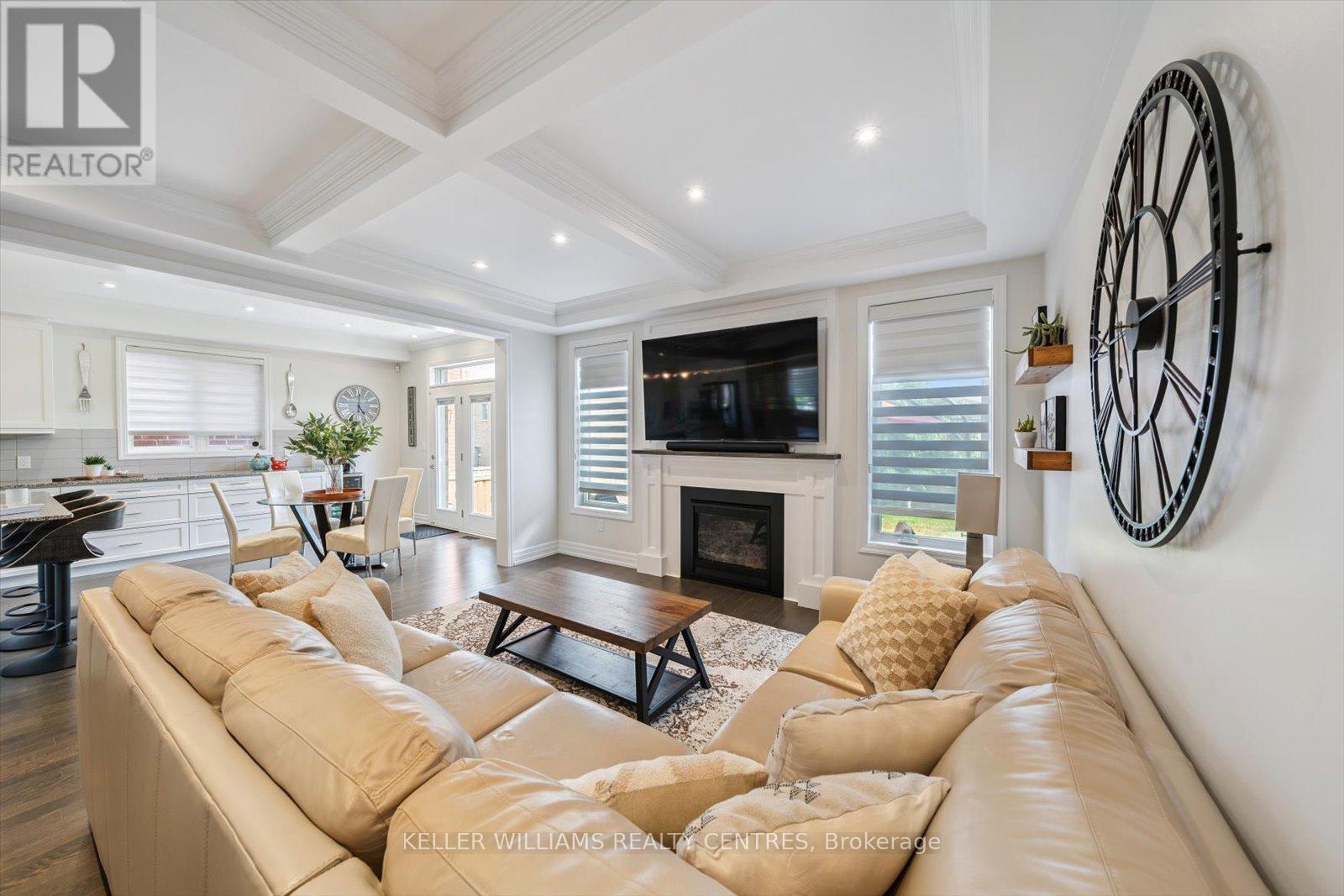57 Charlotte Abby Drive, East Gwillimbury (Holland Landing), Ontario  L9N 1G5 - Photo 21 - N12448879