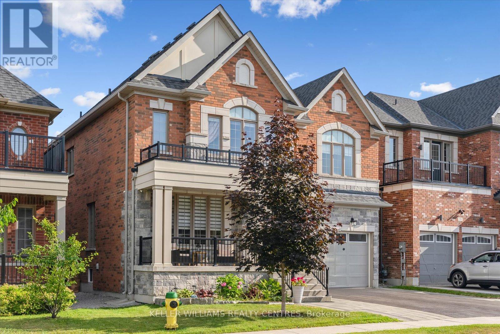 57 Charlotte Abby Drive, East Gwillimbury (Holland Landing), Ontario  L9N 1G5 - Photo 3 - N12448879