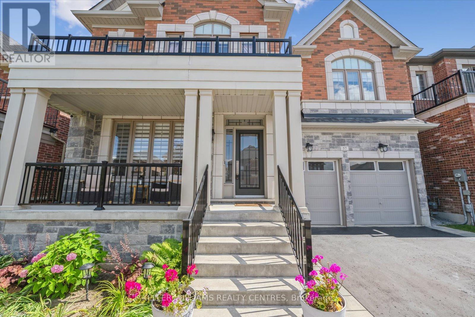 57 Charlotte Abby Drive, East Gwillimbury (Holland Landing), Ontario  L9N 1G5 - Photo 4 - N12448879