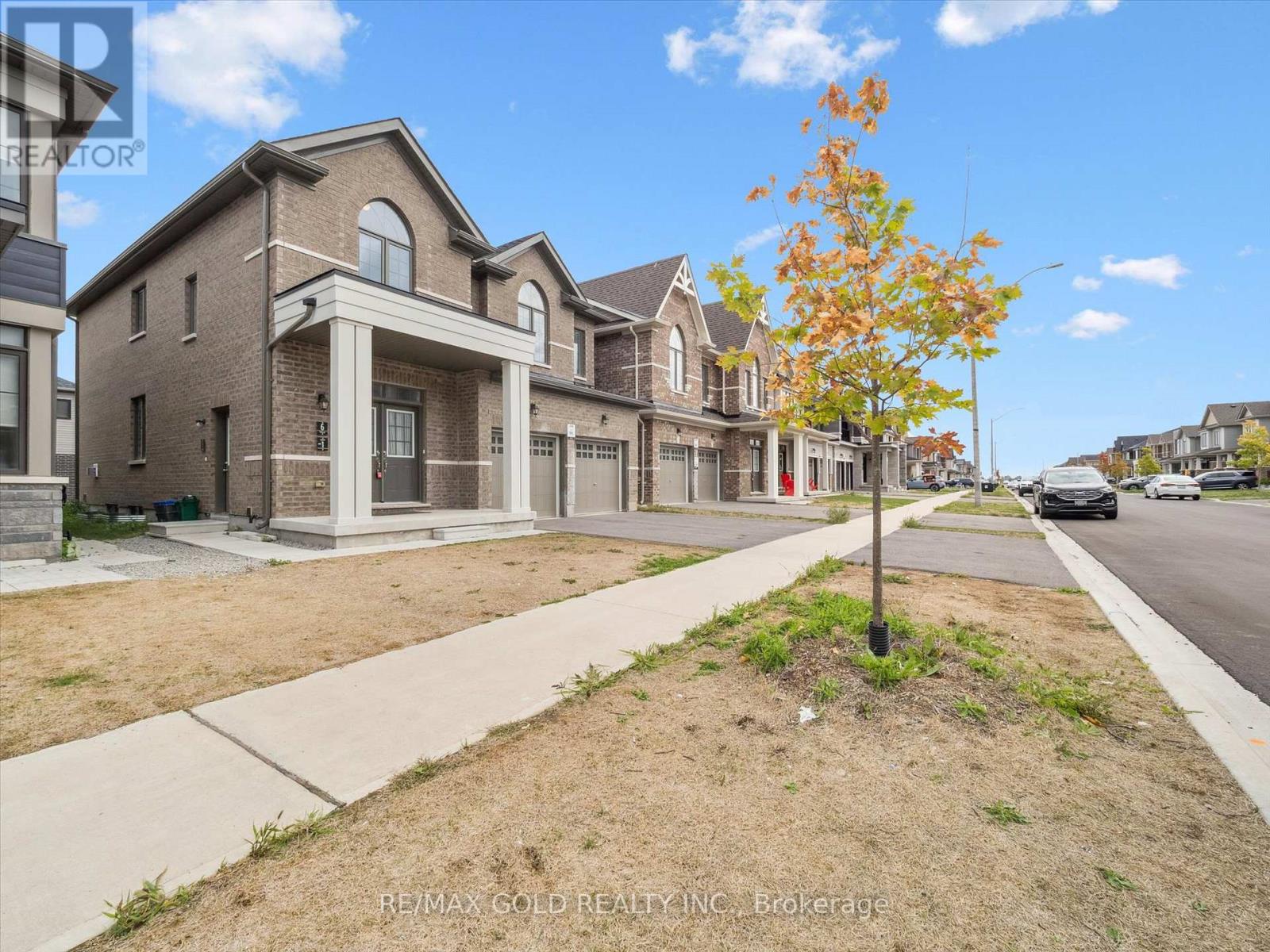 UPPER - 6 BANNISTER ROAD, Barrie, Ontario