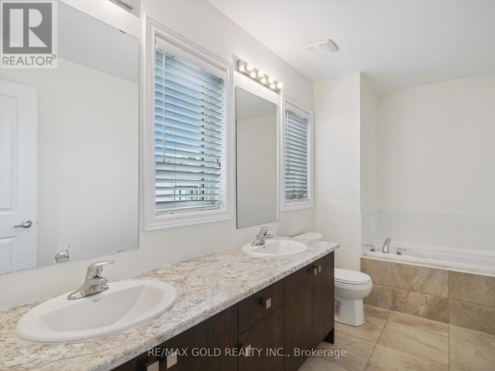 Upper - 6 Bannister Road, Barrie, Ontario  L9J 0L5 - Photo 26 - S12448907