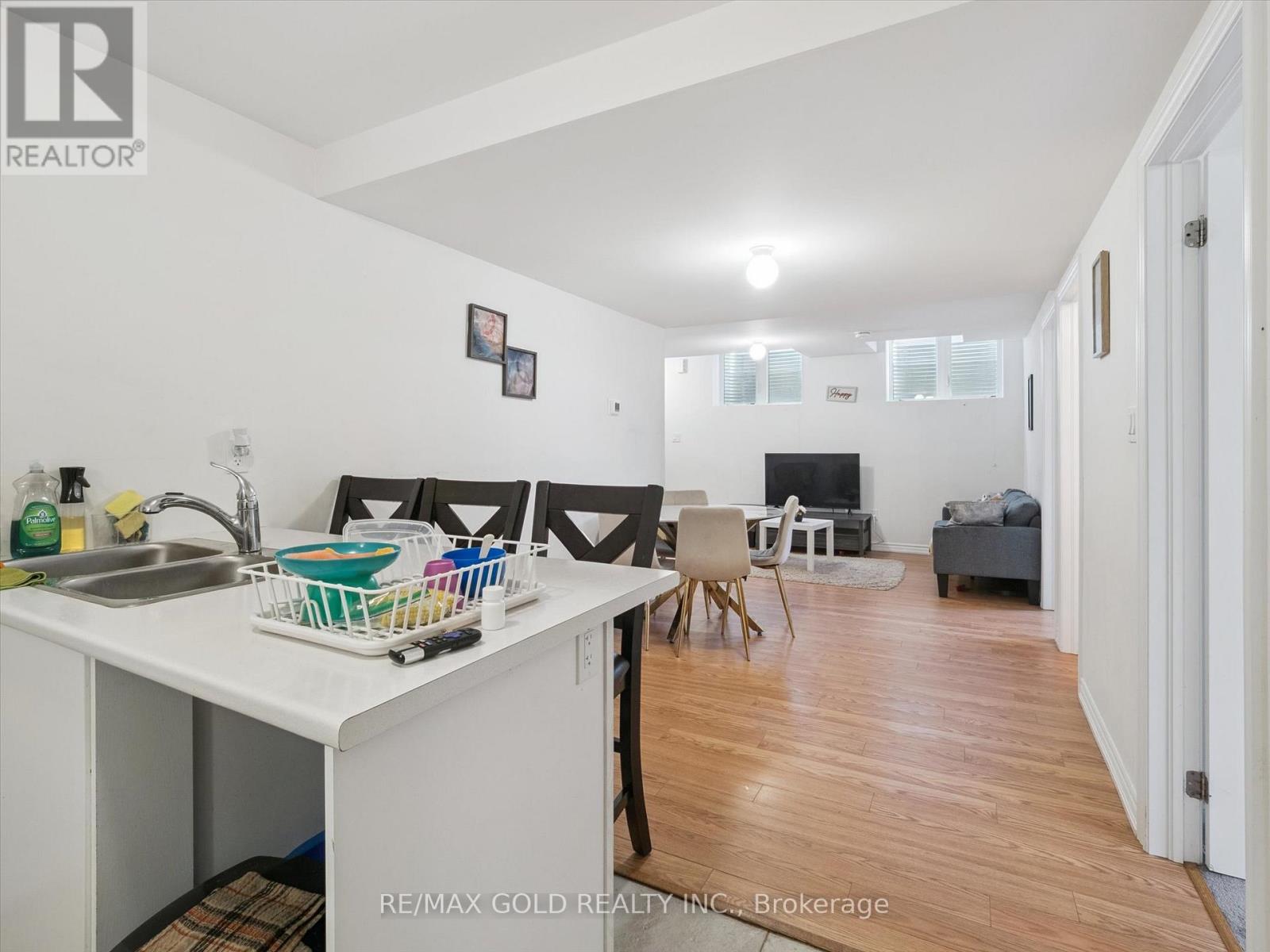 Bsmt - 6 Bannister Road, Barrie, Ontario  L9J 0L5 - Photo 11 - S12448918
