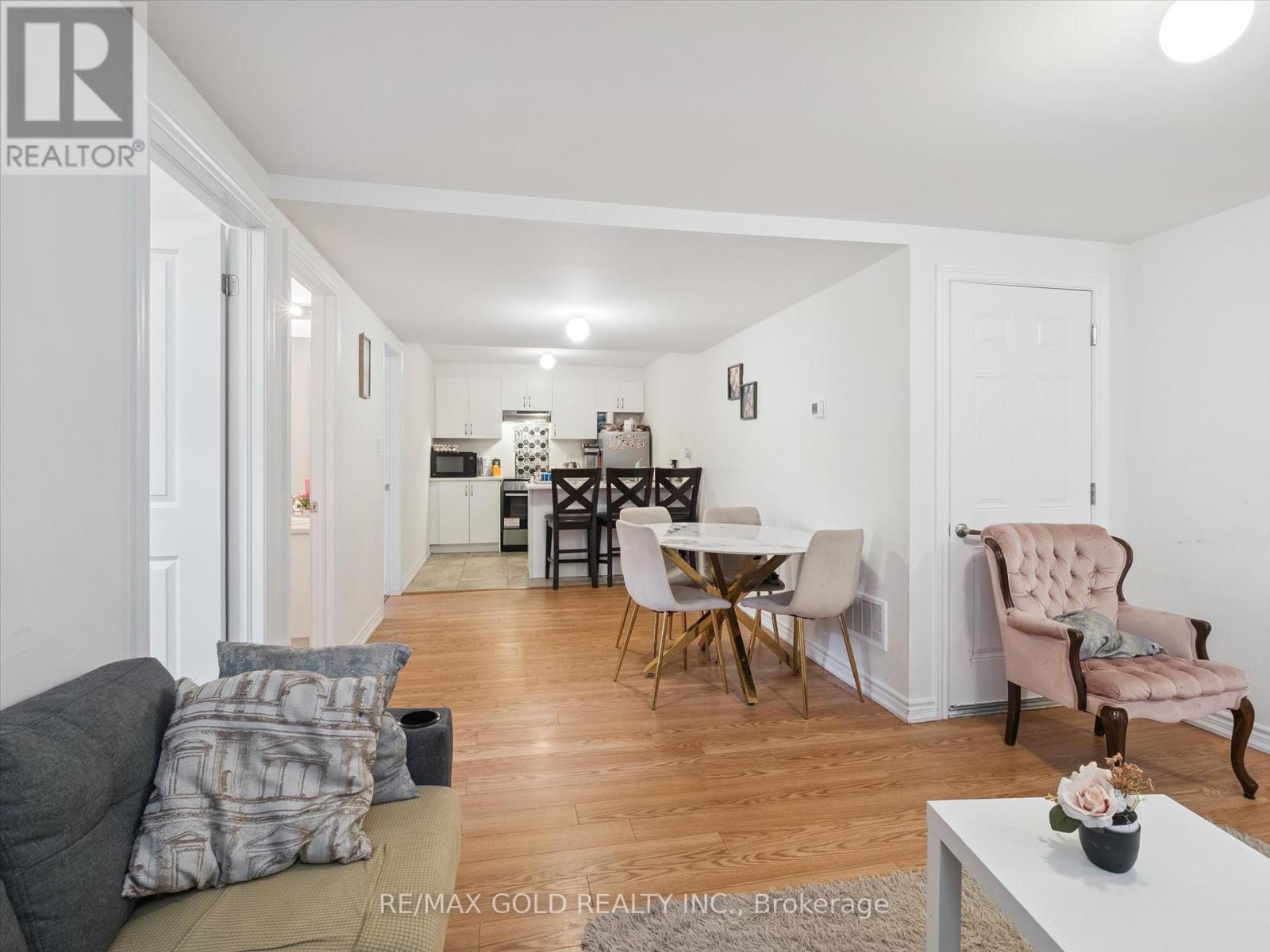 Bsmt - 6 Bannister Road, Barrie, Ontario  L9J 0L5 - Photo 16 - S12448918