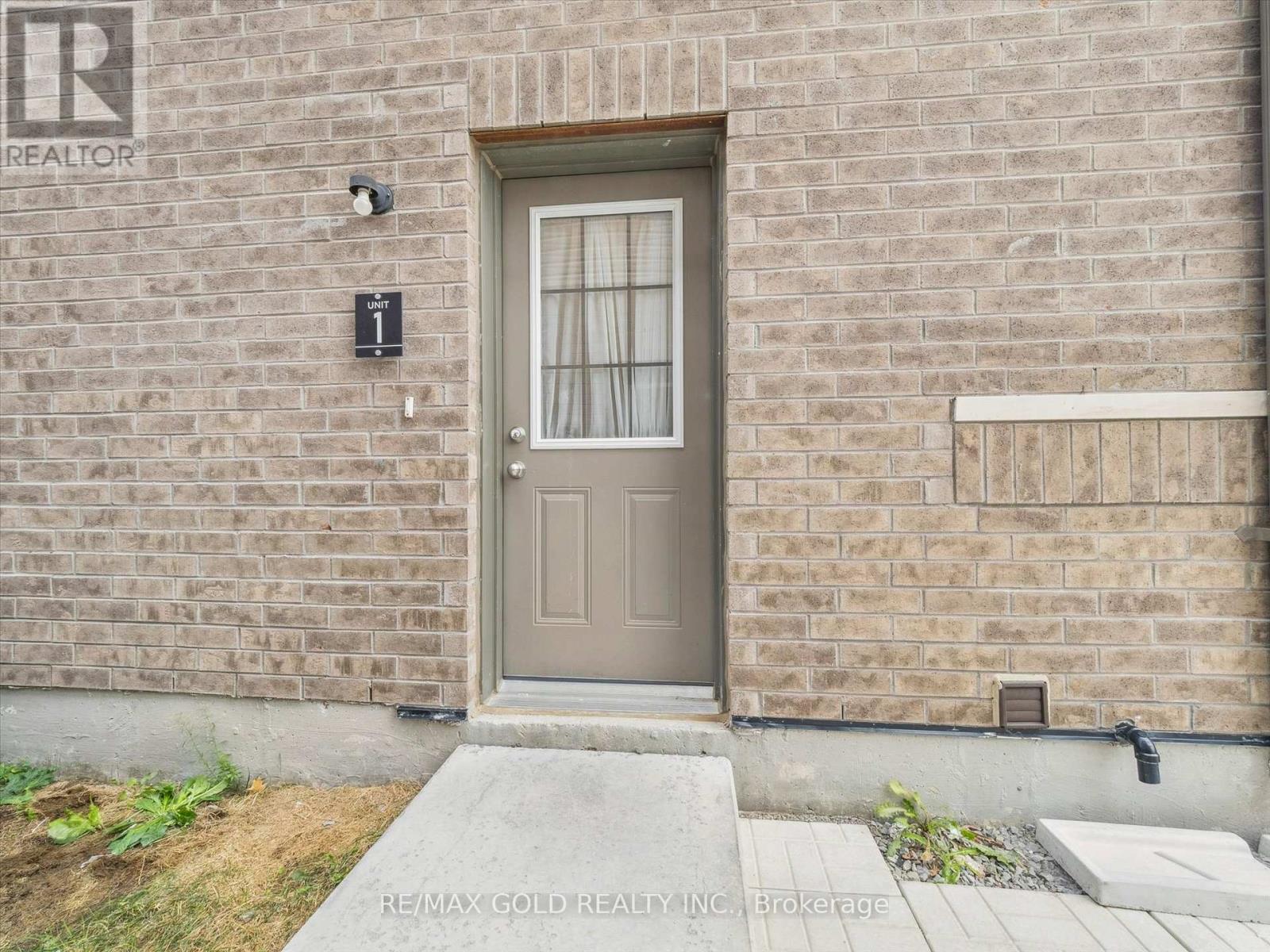 Bsmt - 6 Bannister Road, Barrie, Ontario  L9J 0L5 - Photo 5 - S12448918