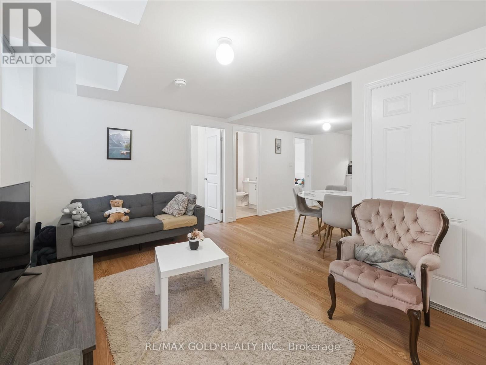 Bsmt - 6 Bannister Road, Barrie, Ontario  L9J 0L5 - Photo 7 - S12448918