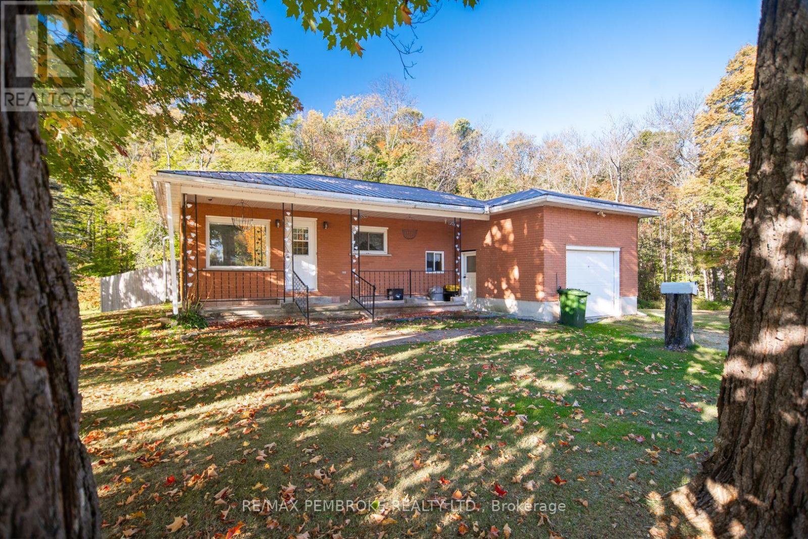 2617 SNAKE RIVER LINE, Laurentian Valley, Ontario