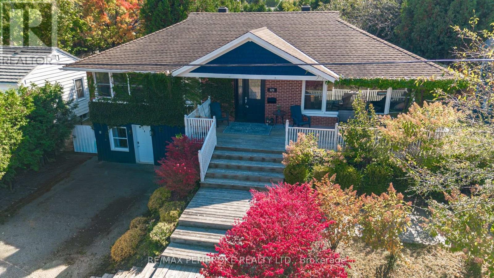 526 Esther Street, Pembroke, Ontario  K8A 3E7 - Photo 32 - X12448956