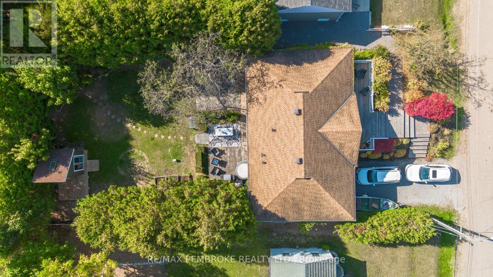 526 Esther Street, Pembroke, Ontario  K8A 3E7 - Photo 36 - X12448956