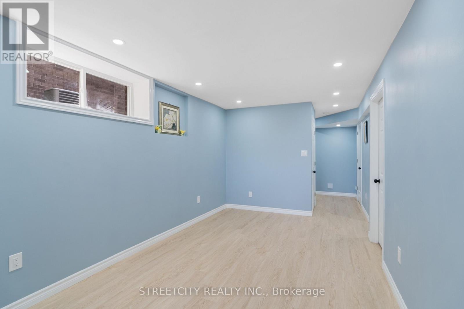 69 Yvonne Crescent, London South (South I), Ontario  N5Z 0A5 - Photo 24 - X12448946