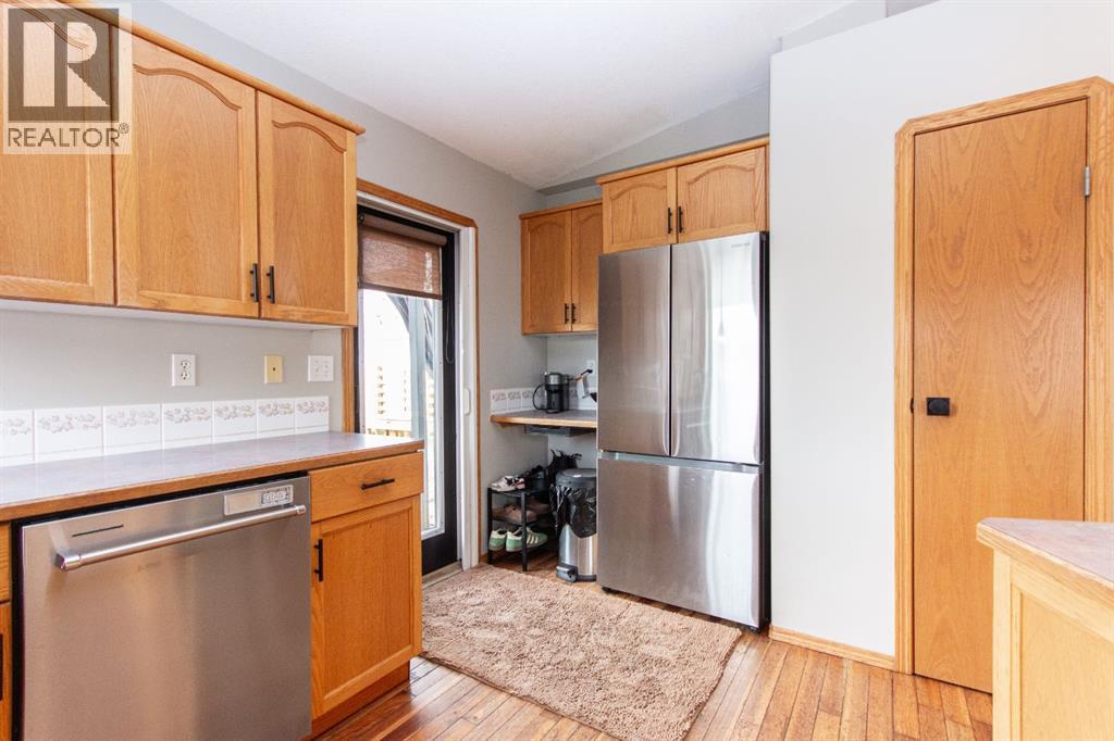 65 Lamont Close, Red Deer, Alberta  T4R 2R5 - Photo 8 - A2262128
