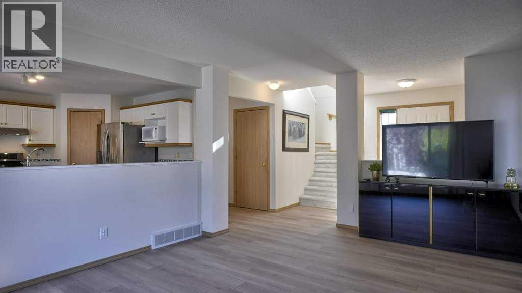 576 Douglas Glen Boulevard Se, Calgary, Alberta  T2Z 2W3 - Photo 8 - A2262262