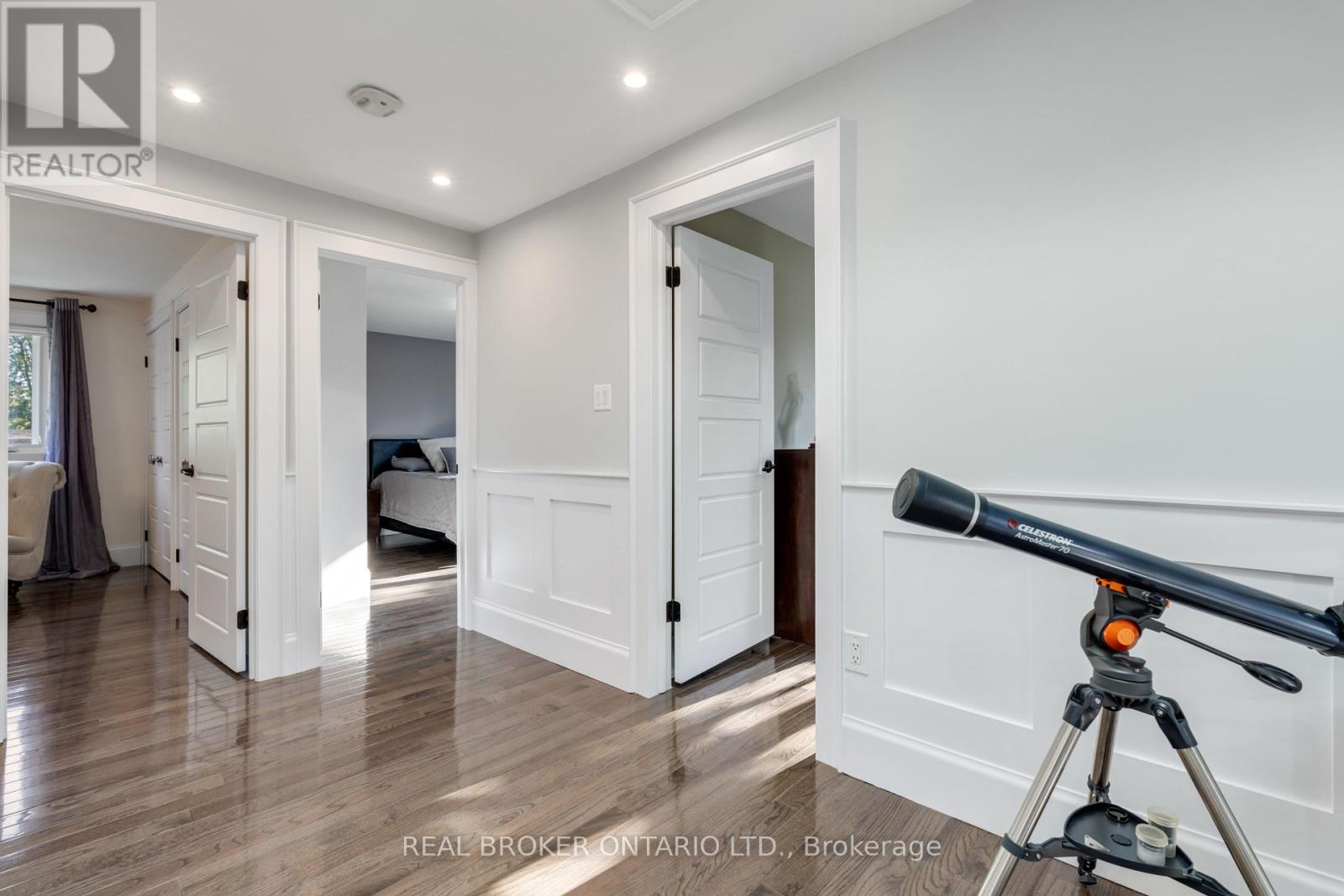 13 Pine Tree Crescent, Brampton (Brampton East), Ontario  L6W 1C7 - Photo 25 - W12448740