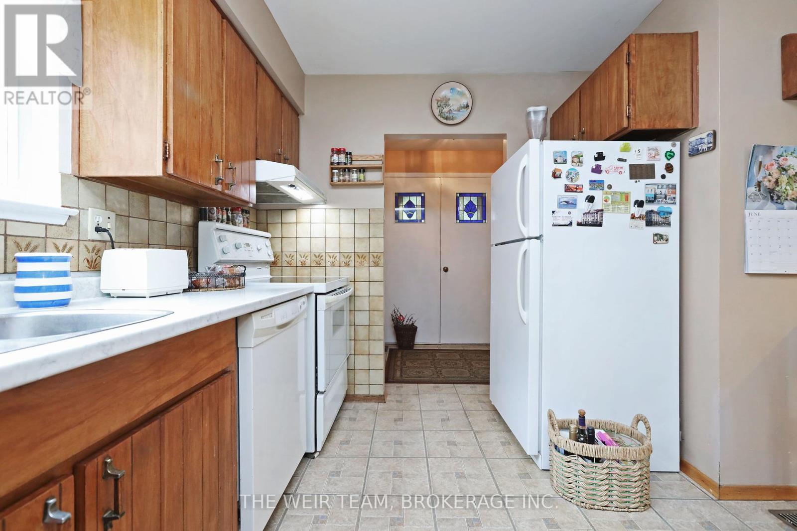 1577 Otterby Road, Mississauga (Applewood), Ontario  L4X 1W8 - Photo 15 - W12448754