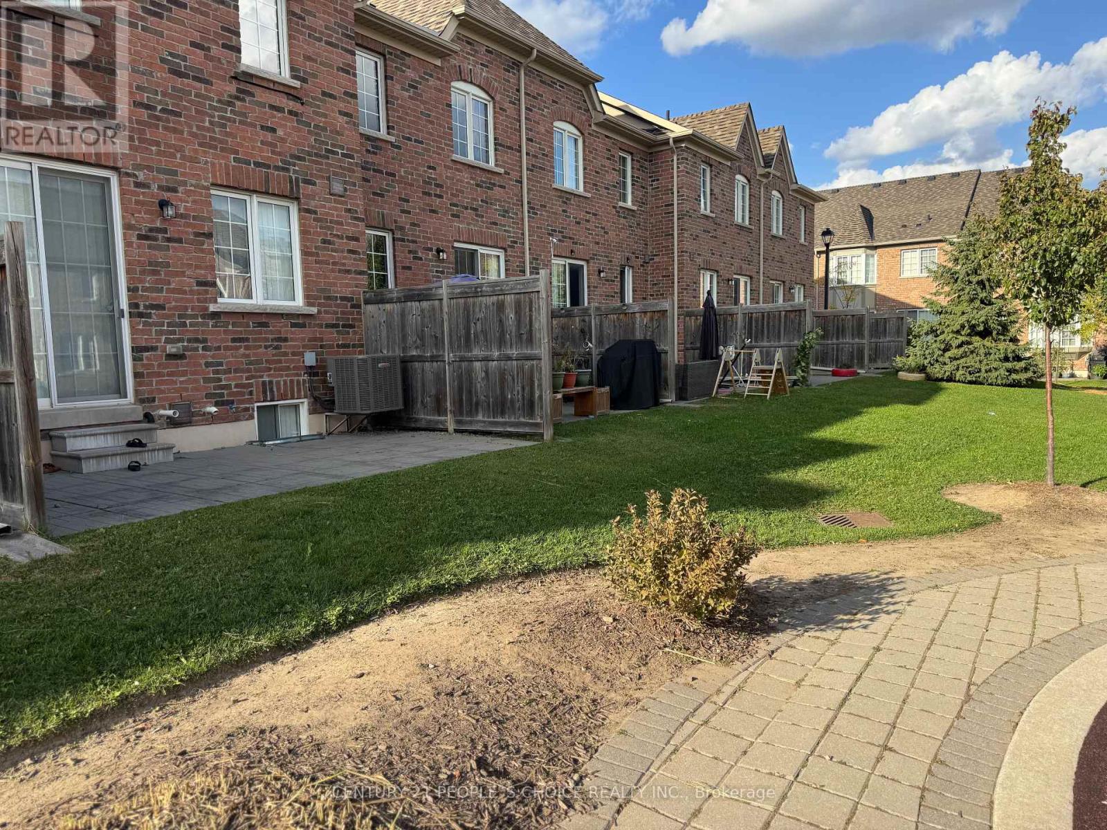 78 Utopia Way, Brampton (Brampton East), Ontario  L6P 4A6 - Photo 11 - W12448757