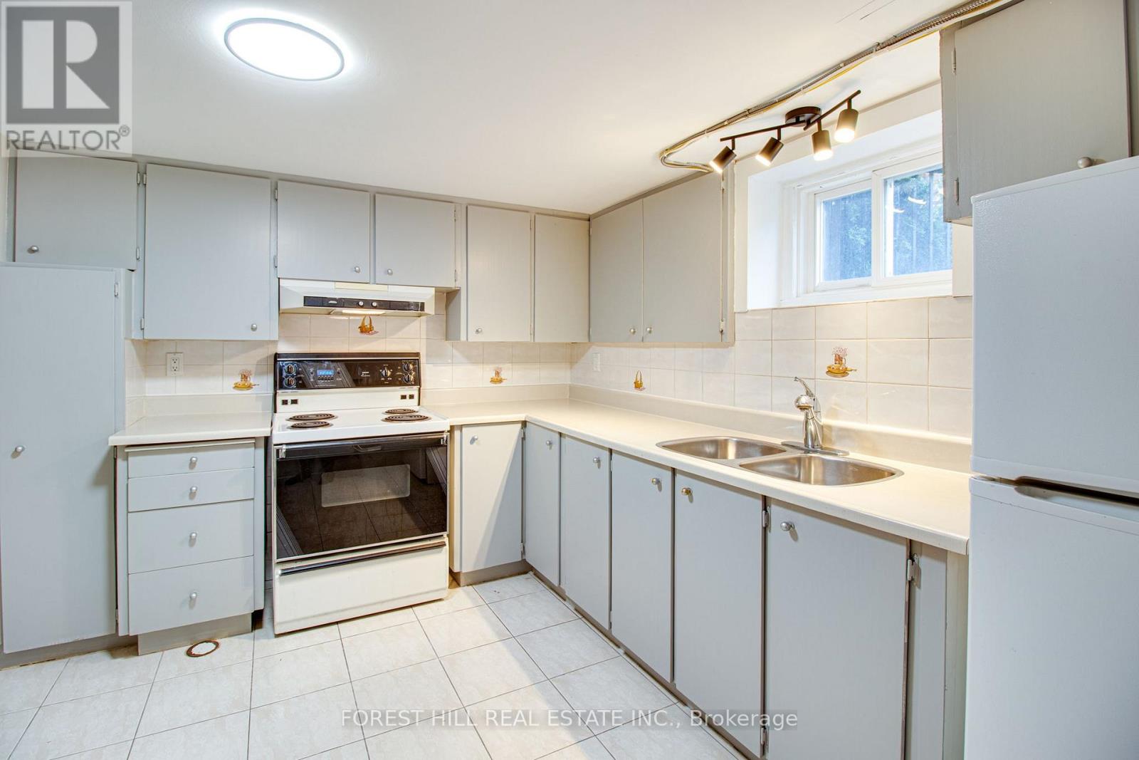 Bsmt - 57 Exbury Road, Toronto, Ontario  M3M 1P9 - Photo 7 - W12448770