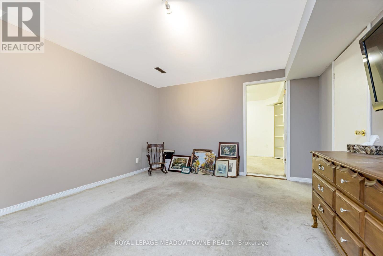 13 Blueridge Square, Brampton (Heart Lake West), Ontario  L6Z 1A2 - Photo 24 - W12448785
