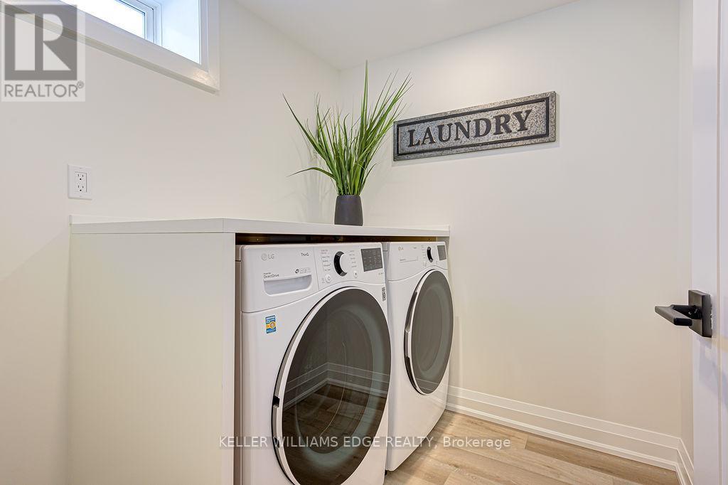 1 - 1456 Olga Drive, Burlington, Ontario  L7S 1L5 - Photo 18 - W12448803