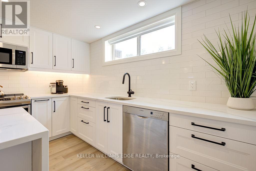 1 - 1456 Olga Drive, Burlington, Ontario  L7S 1L5 - Photo 6 - W12448803