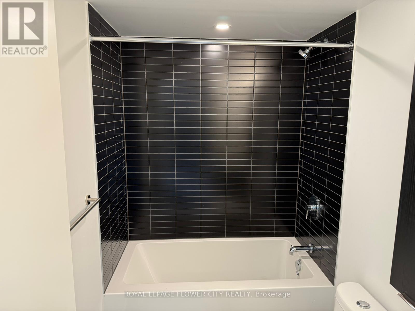 1412 - 3009 Nover Road, Mississauga, Ontario  L5B 0P9 - Photo 19 - W12448804