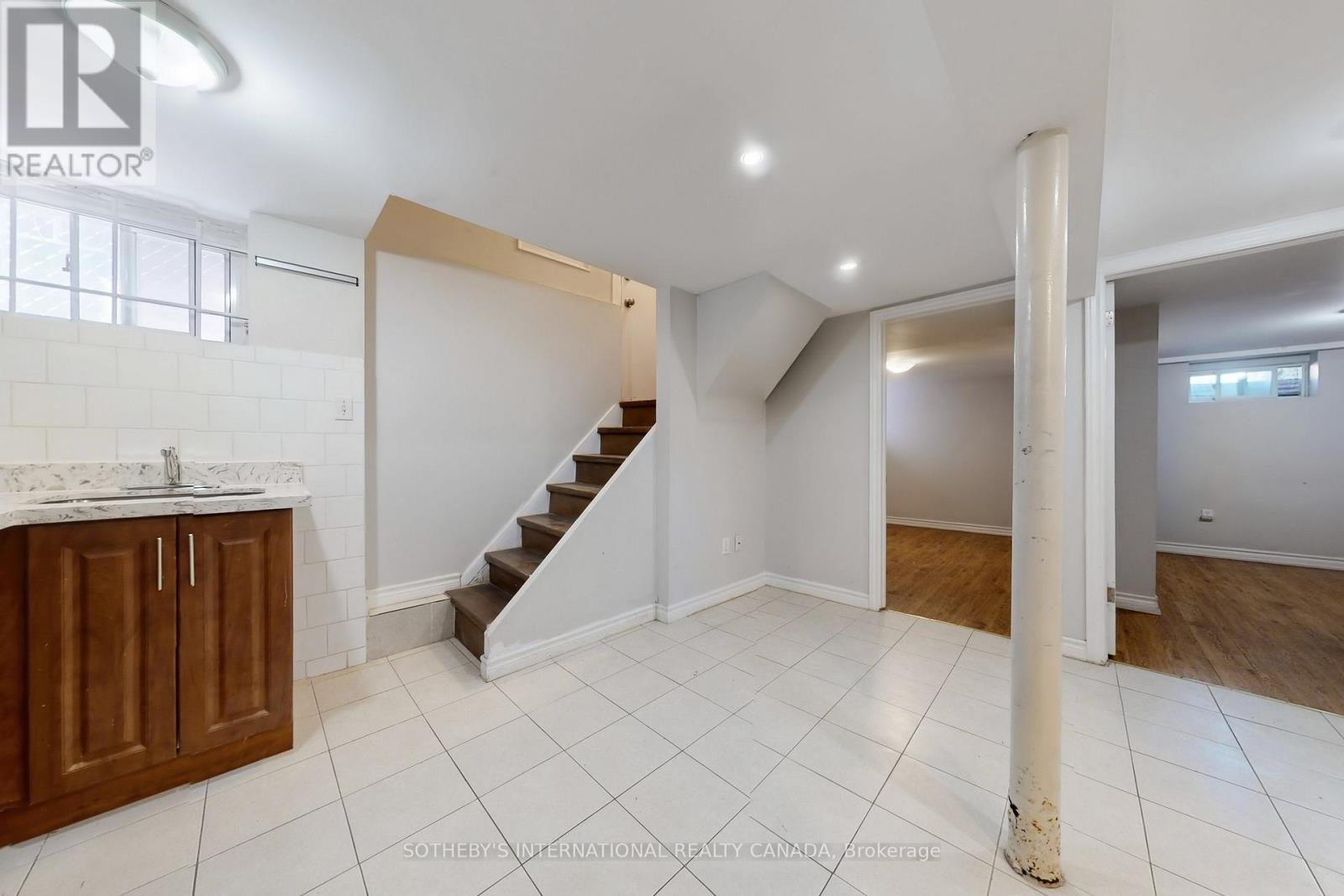 288 St. John's Road, Toronto, Ontario  M6S 2K1 - Photo 39 - W12448815