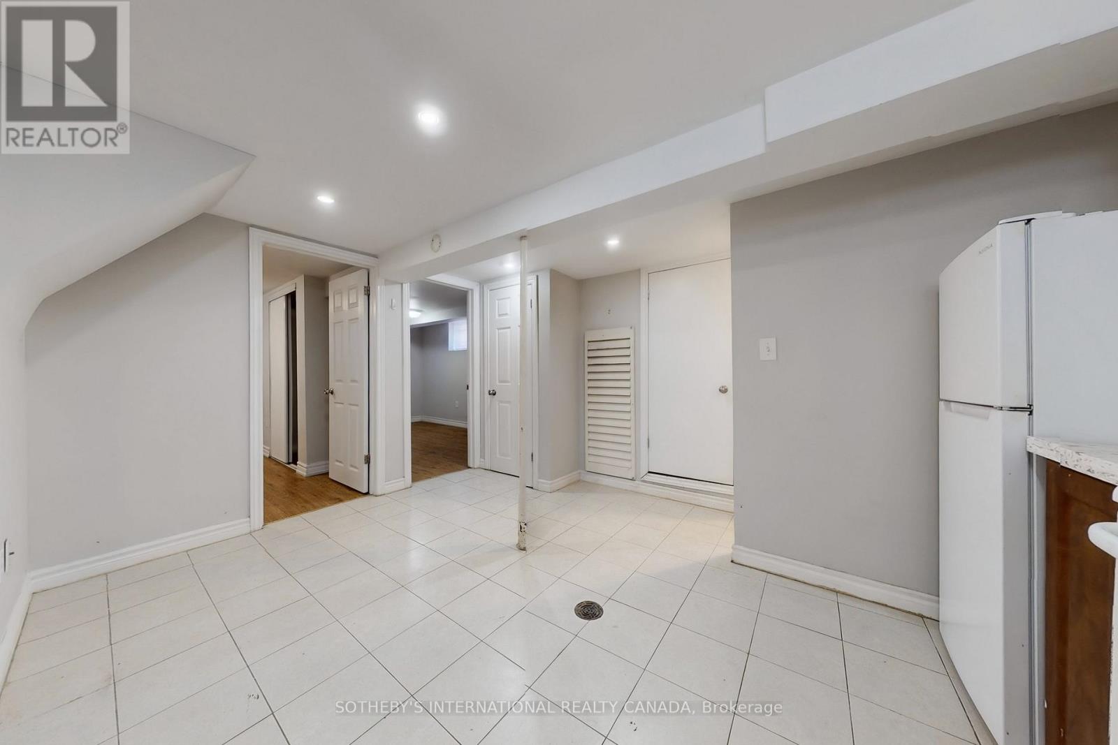 288 St. John's Road, Toronto, Ontario  M6S 2K1 - Photo 40 - W12448815