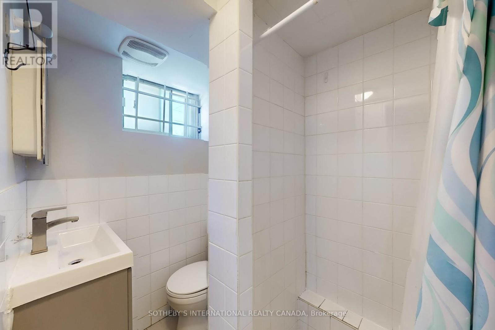 288 St. John's Road, Toronto, Ontario  M6S 2K1 - Photo 45 - W12448815