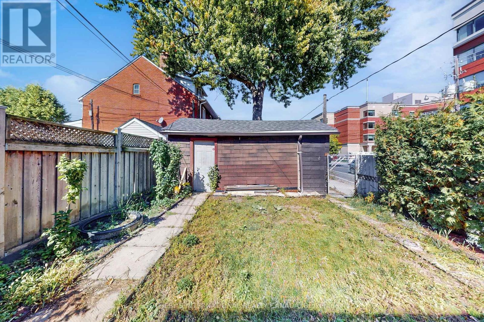 288 St. John's Road, Toronto, Ontario  M6S 2K1 - Photo 46 - W12448815