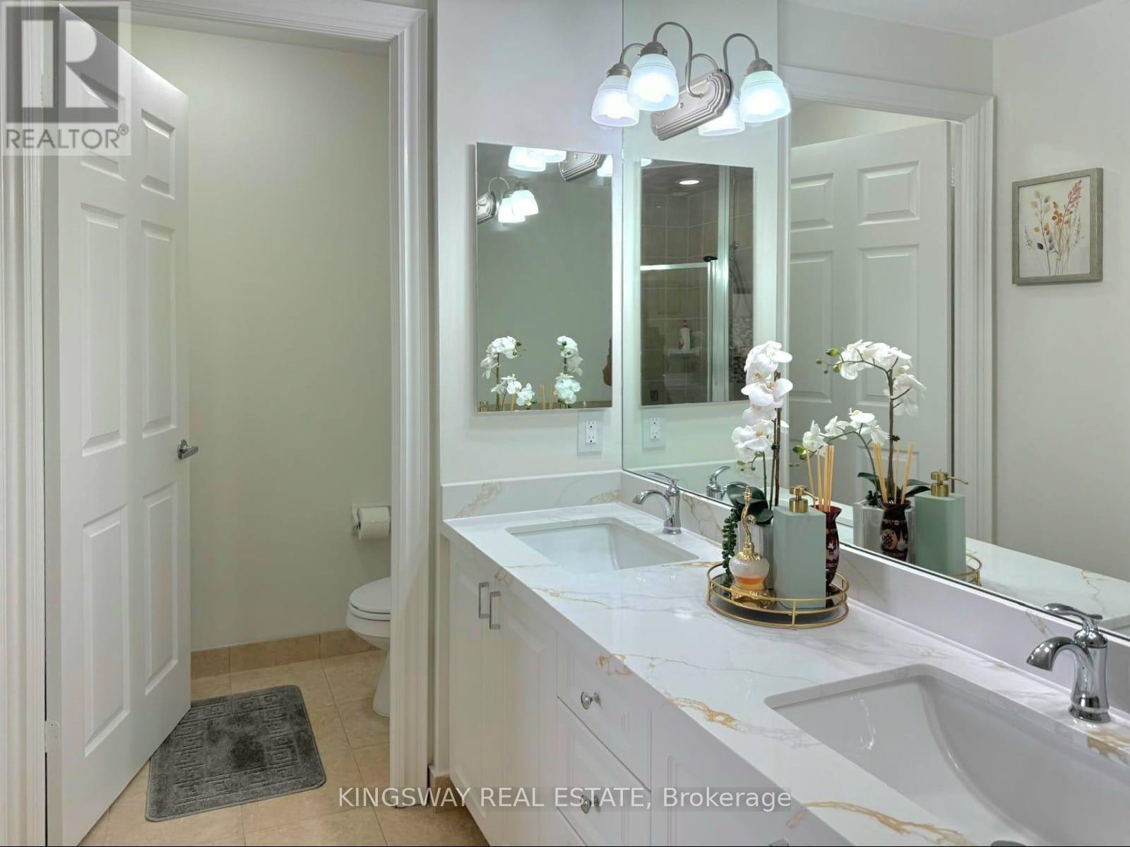 3009 - 3880 Duke Of York Boulevard, Mississauga (City Centre), Ontario  L5B 4M7 - Photo 22 - W12448828