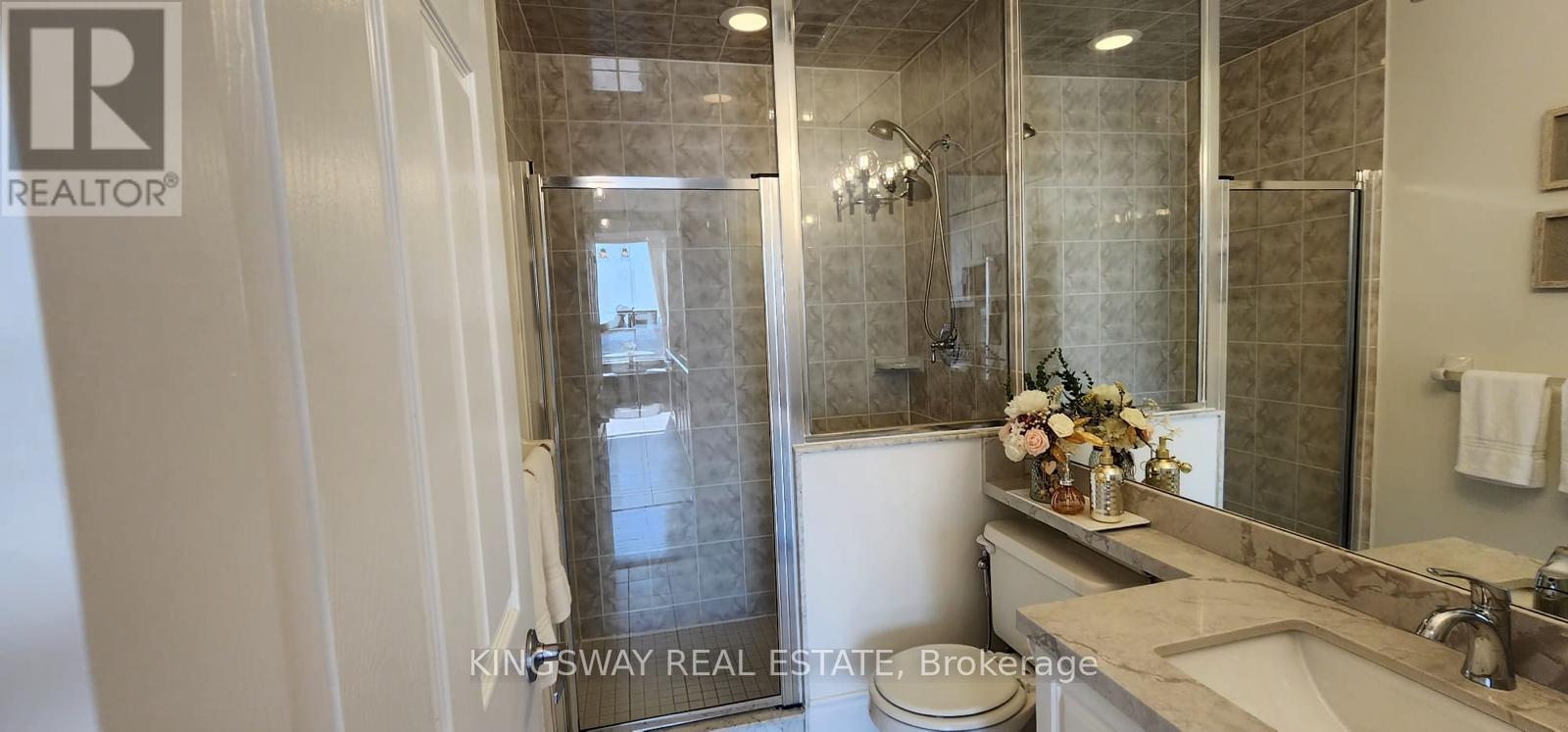 3009 - 3880 Duke Of York Boulevard, Mississauga (City Centre), Ontario  L5B 4M7 - Photo 25 - W12448828
