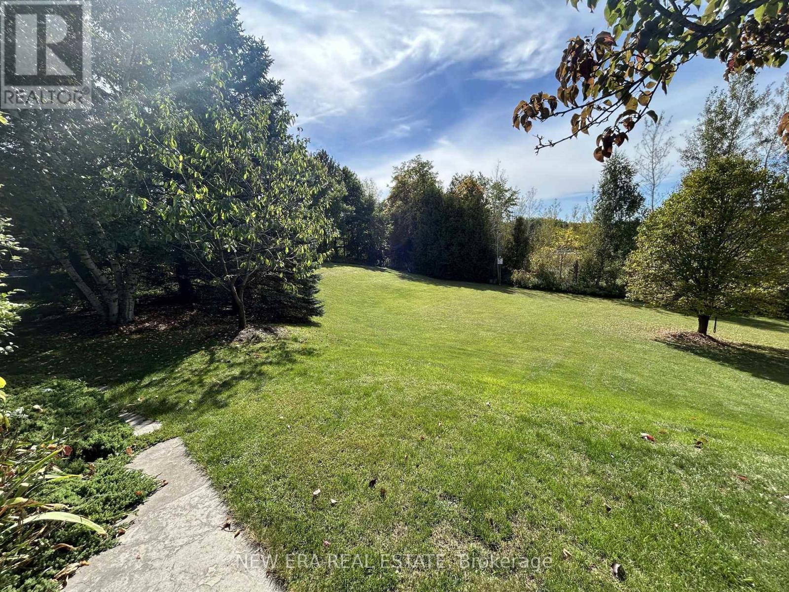 14227 Trafalgar Road, Halton Hills (Rural Halton Hills), Ontario  L7G 4S4 - Photo 11 - W12448835