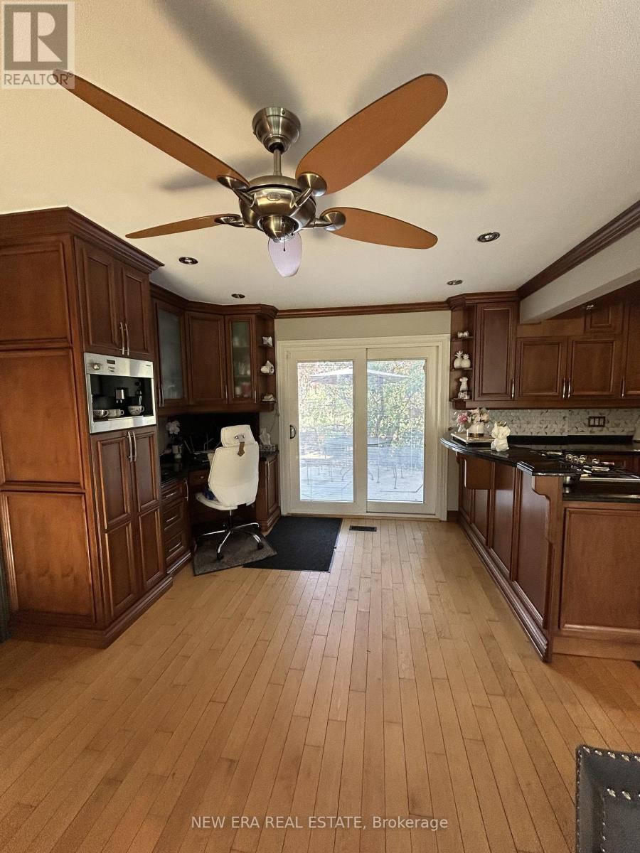 14227 Trafalgar Road, Halton Hills (Rural Halton Hills), Ontario  L7G 4S4 - Photo 30 - W12448835