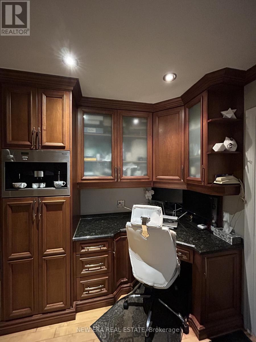 14227 Trafalgar Road, Halton Hills (Rural Halton Hills), Ontario  L7G 4S4 - Photo 31 - W12448835