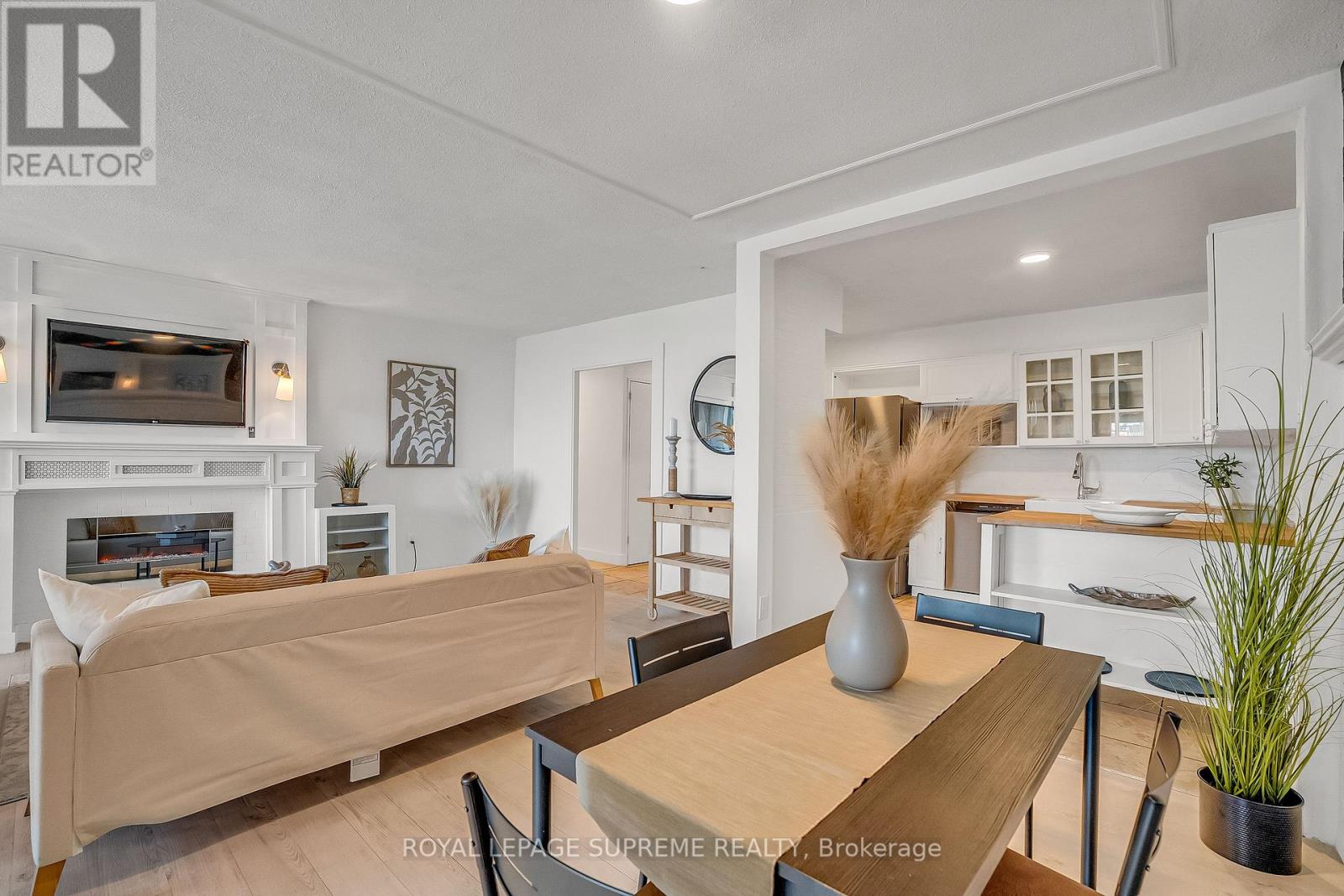 1202 - 85 Emmett Avenue, Toronto (Mount Dennis), Ontario  M6M 5A2 - Photo 16 - W12448843