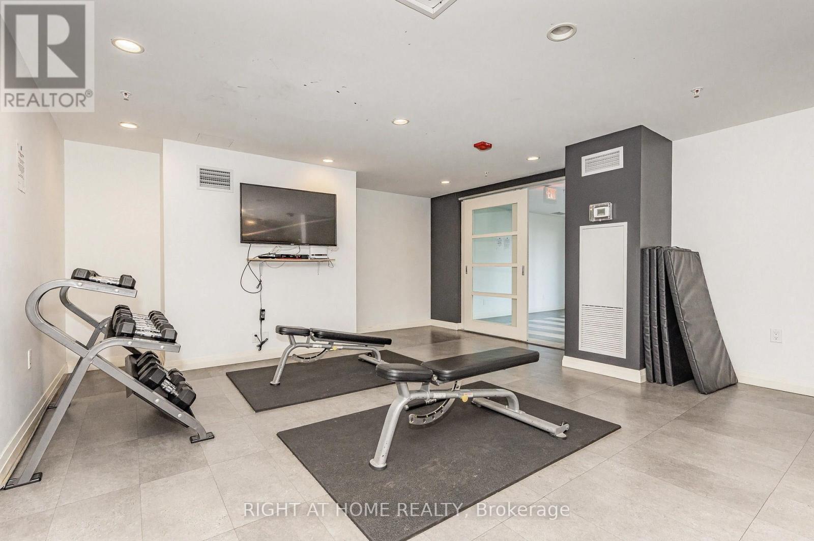 917 - 15 James Finlay Way, Toronto (Downsview-Roding-Cfb), Ontario  M3M 0B3 - Photo 26 - W12448869