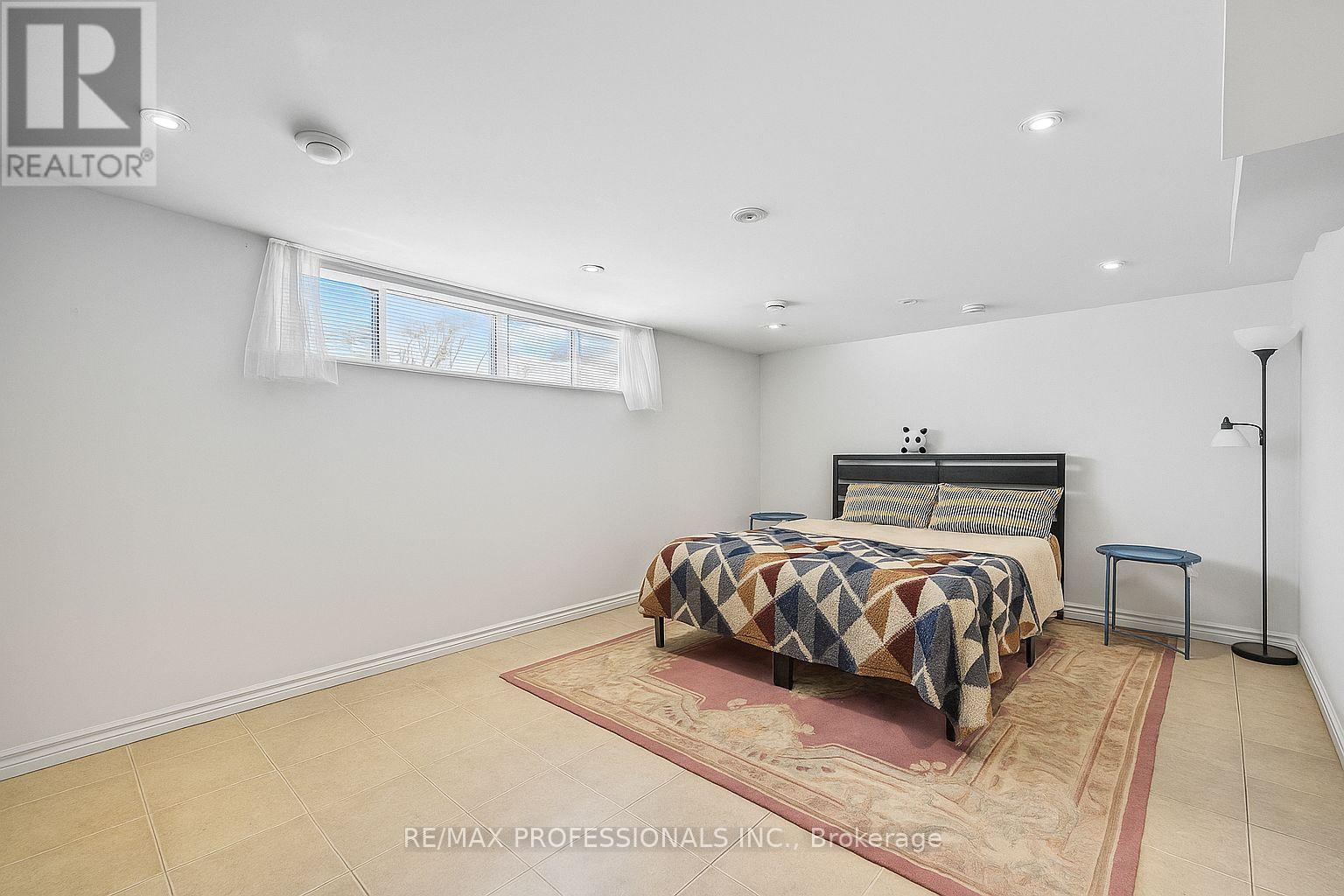 Bsmt - 183 Elmhurst Drive, Toronto, Ontario  M9W 2L2 - Photo 10 - W12448889