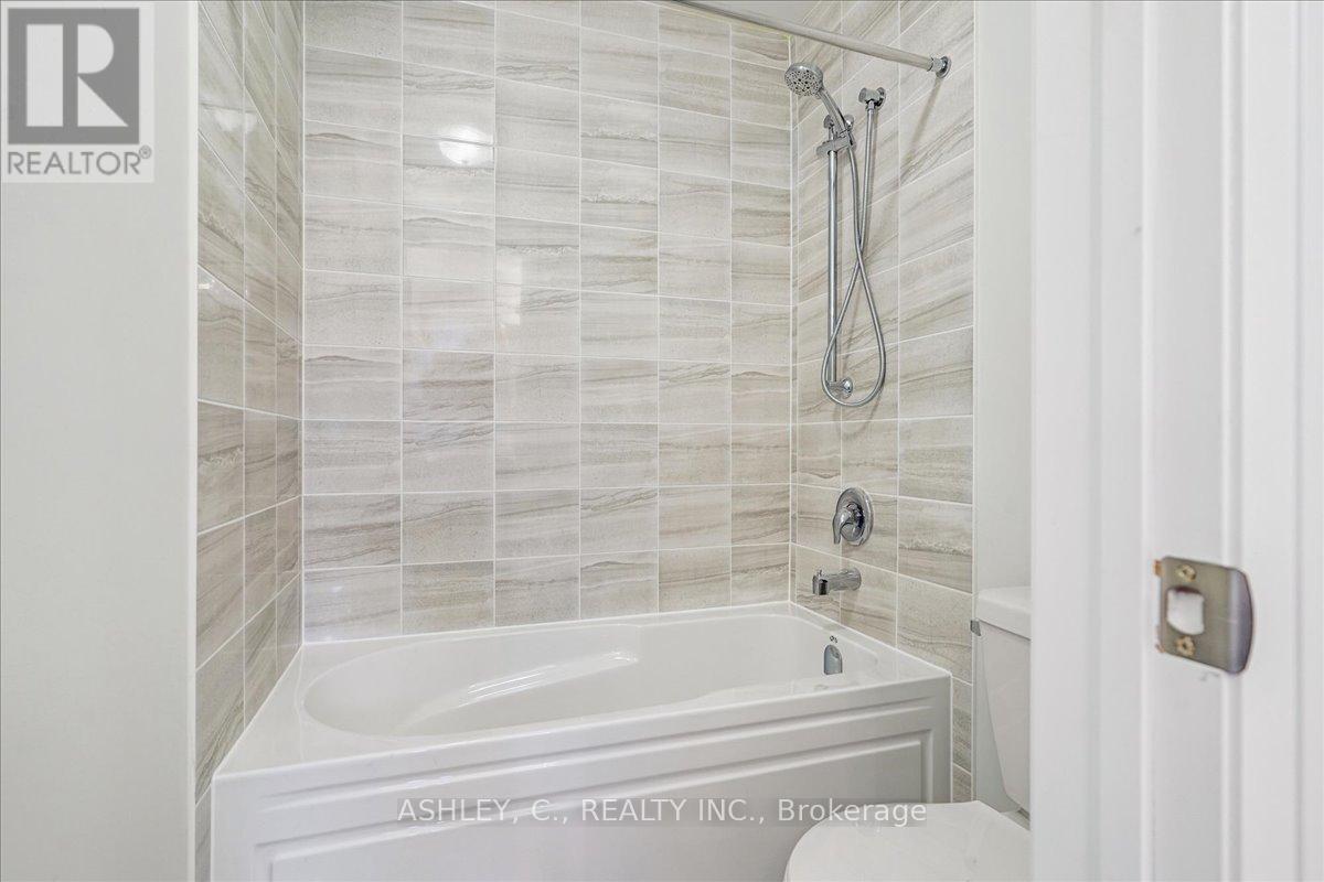 Upper - 29 Gladmary Drive, Brampton, Ontario  L6Y 6K9 - Photo 29 - W12448899