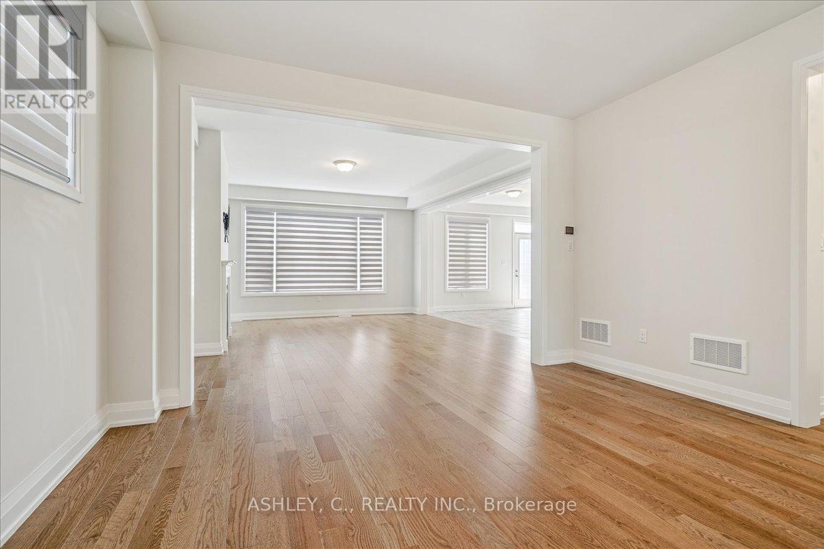 Upper - 29 Gladmary Drive, Brampton, Ontario  L6Y 6K9 - Photo 3 - W12448899
