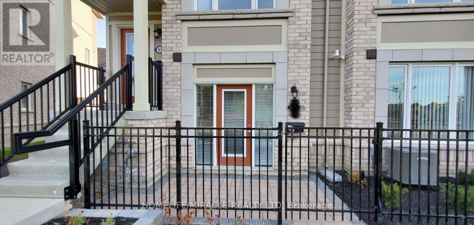92 - 1 Beckenrose Court, Brampton, Ontario  L6Y 6G2 - Photo 1 - W12448906