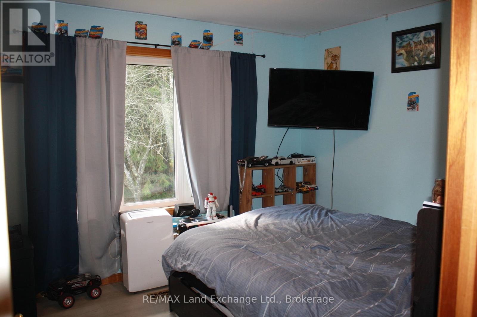315045 Highway 6 Rr1 Highway, West Grey, Ontario  N0G 1R0 - Photo 13 - X12406935